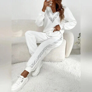 Contrast Sequin Drop Shoulder Sweatshirt & Sweatpants